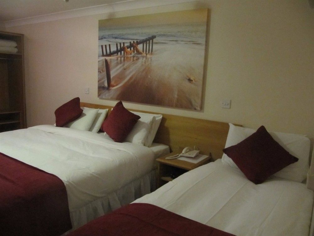 The Old Hall Hotel Caister-on-Sea Exterior foto